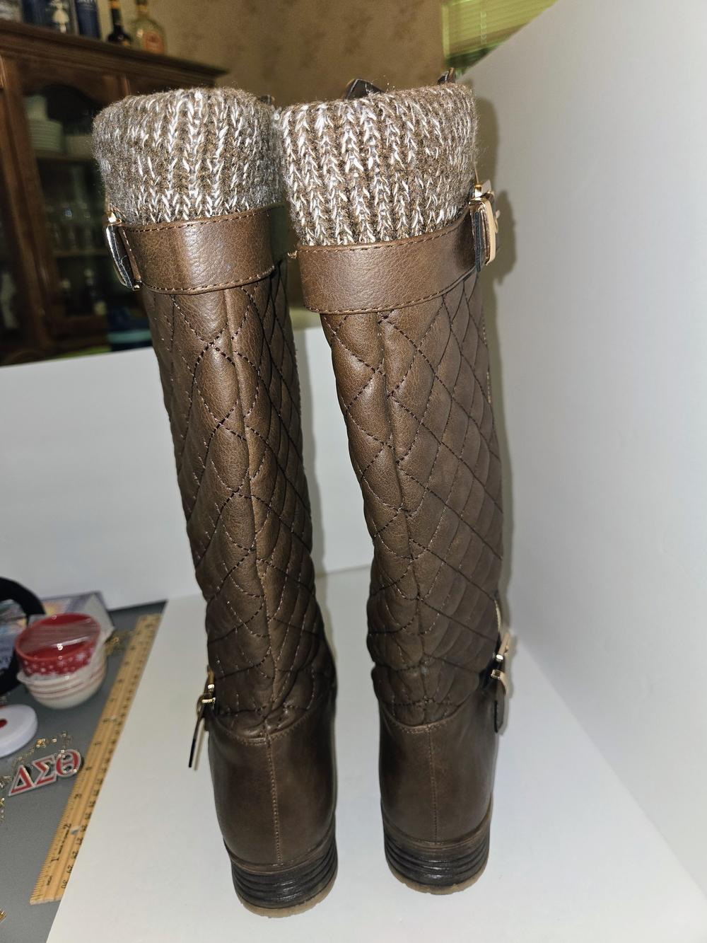 Global Win Women's 8.5 Quilted Knee High Fashion Boots - Picture 4 of 12